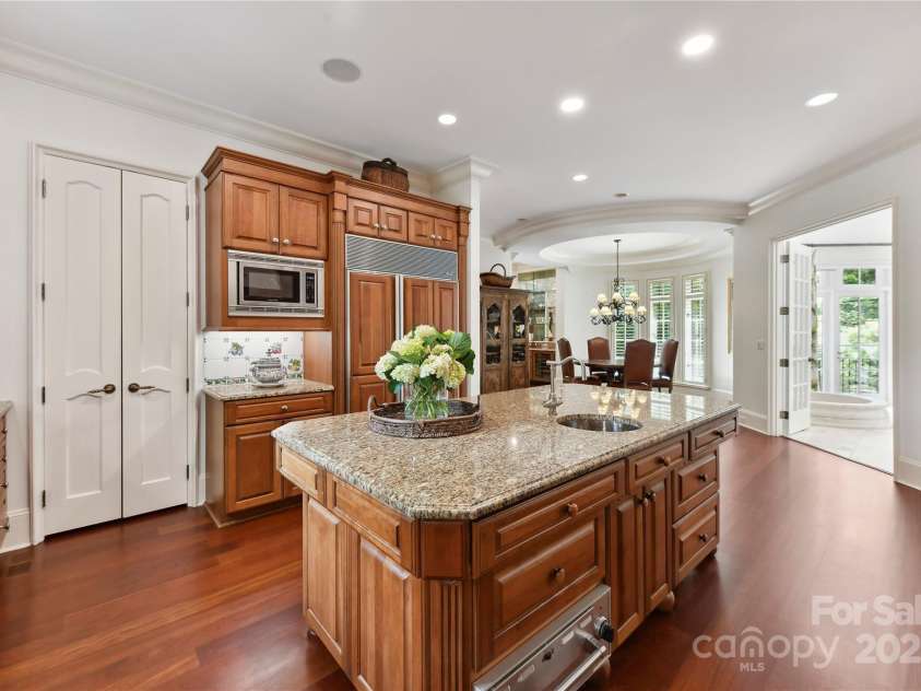 2240 La Maison Drive, Charlotte, NC 28226.  MLS# CAR4265534, YatesRealty ID 20790. 