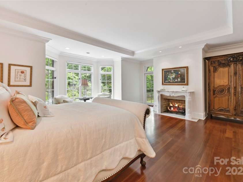 2240 La Maison Drive, Charlotte, NC 28226.  MLS# CAR4265534, YatesRealty ID 20790. 