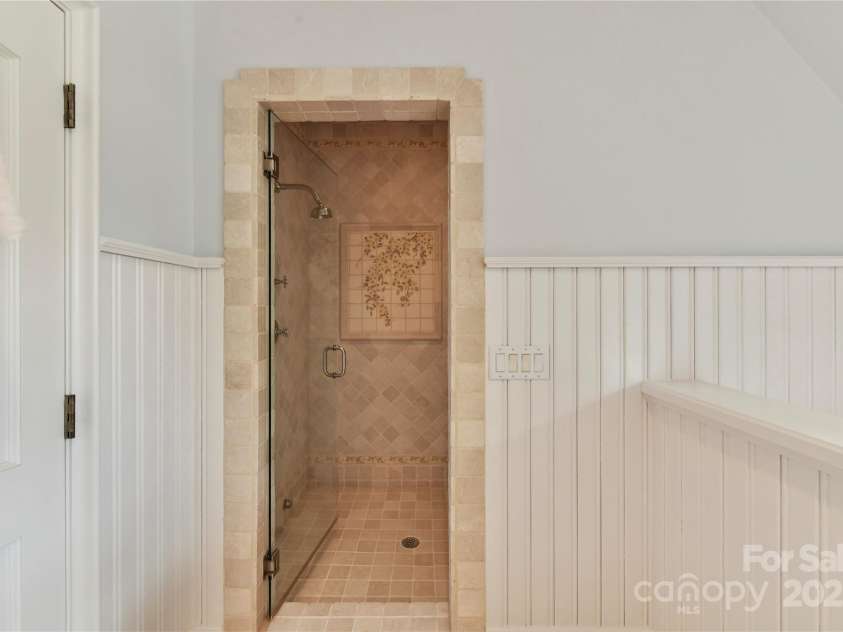2240 La Maison Drive, Charlotte, NC 28226.  MLS# CAR4265534, YatesRealty ID 20790. 