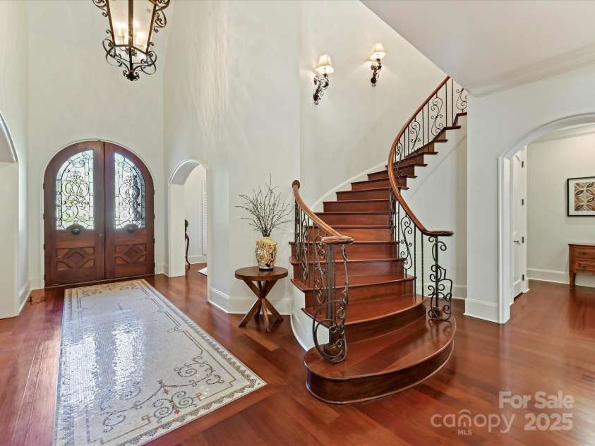 2240 La Maison Drive, Charlotte, NC 28226.  MLS# CAR4265534, YatesRealty ID 20790. 