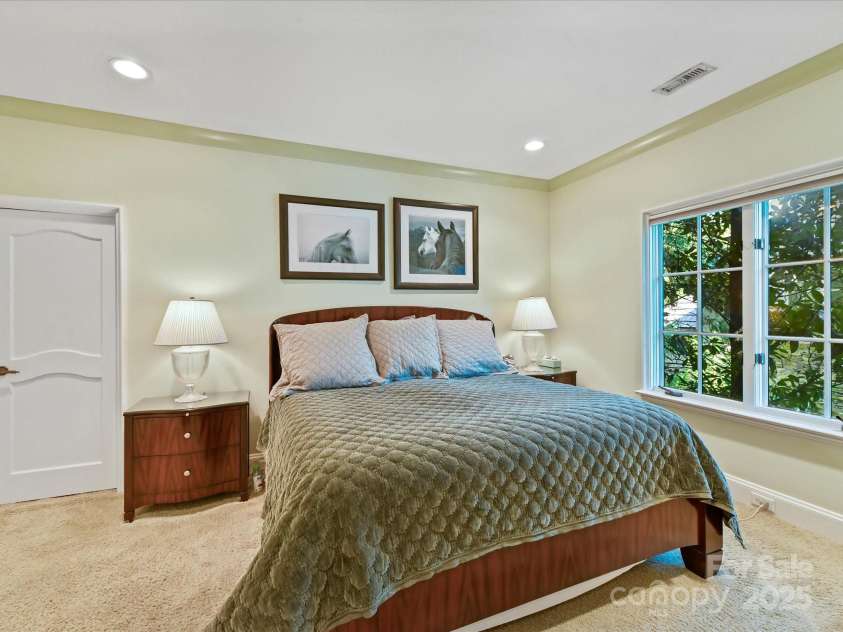 2240 La Maison Drive, Charlotte, NC 28226.  MLS# CAR4265534, YatesRealty ID 20790. 