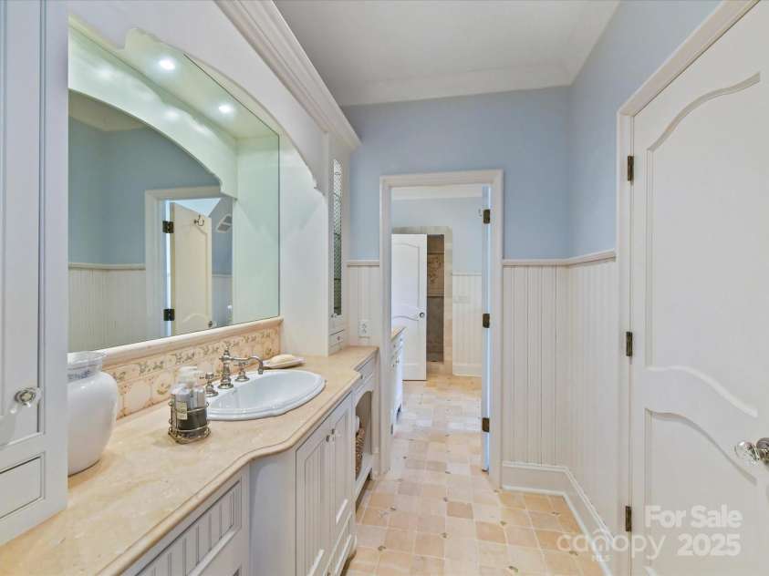 2240 La Maison Drive, Charlotte, NC 28226.  MLS# CAR4265534, YatesRealty ID 20790. 