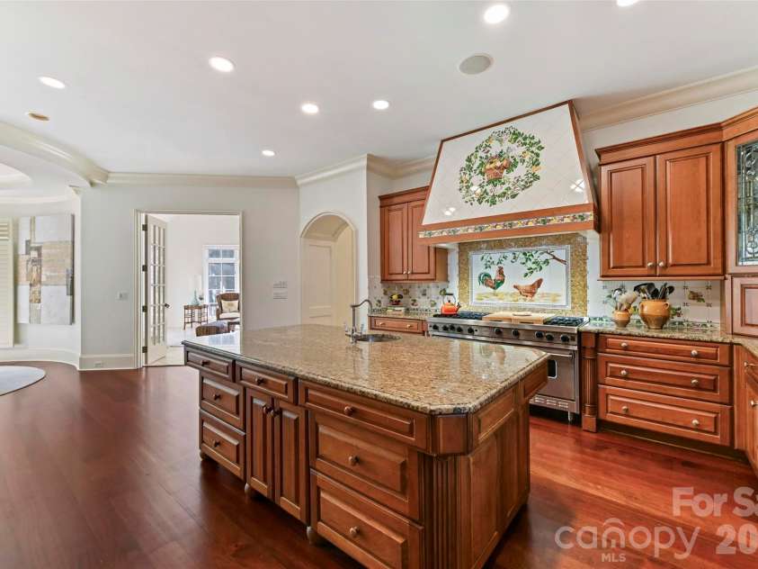2240 La Maison Drive, Charlotte, NC 28226.  MLS# CAR4265534, YatesRealty ID 20790. 