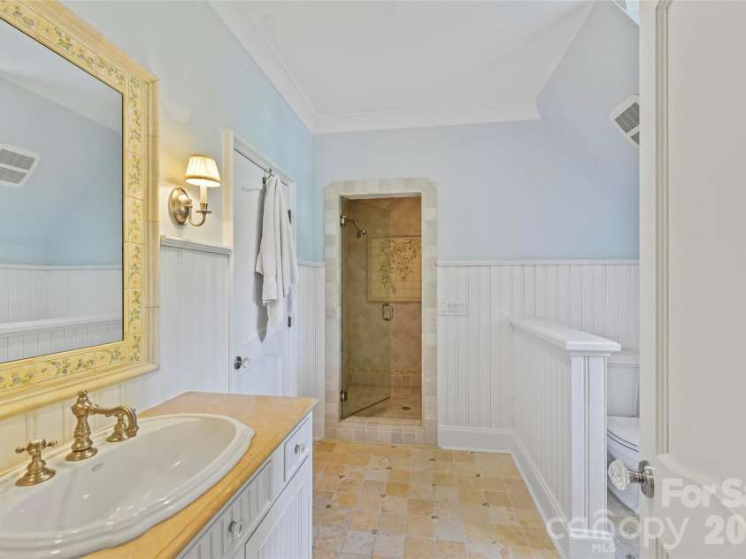 2240 La Maison Drive, Charlotte, NC 28226.  MLS# CAR4265534, YatesRealty ID 20790. 