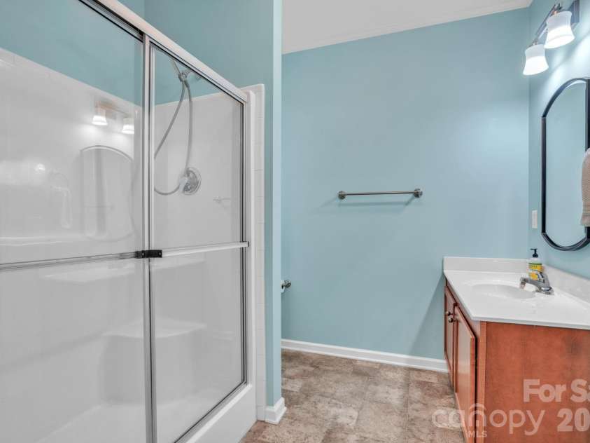 189 Friendly Circle, Saluda, NC 28773.  MLS# CAR4378687, YatesRealty ID 20791. 