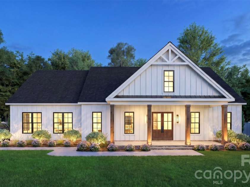 2052 Autumn Drive, Kinston, NC 28501.  MLS# CAR4380776, YatesRealty ID 20792. 