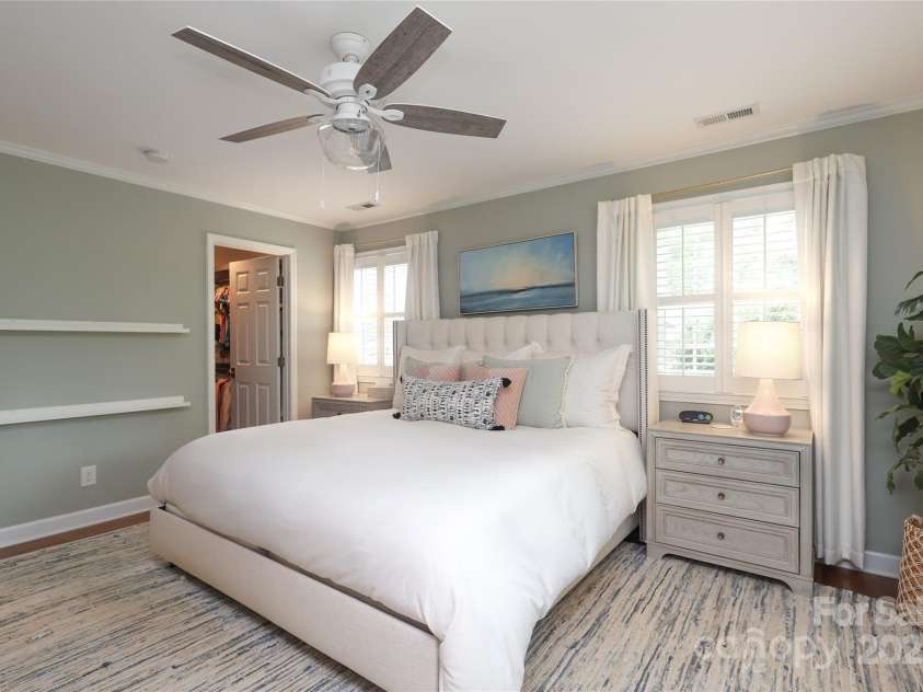 4126 Tyndale Avenue, Charlotte, NC 28210.  MLS# CAR4268563, YatesRealty ID 20792. 