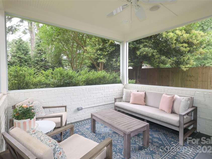 4126 Tyndale Avenue, Charlotte, NC 28210.  MLS# CAR4268563, YatesRealty ID 20792. 