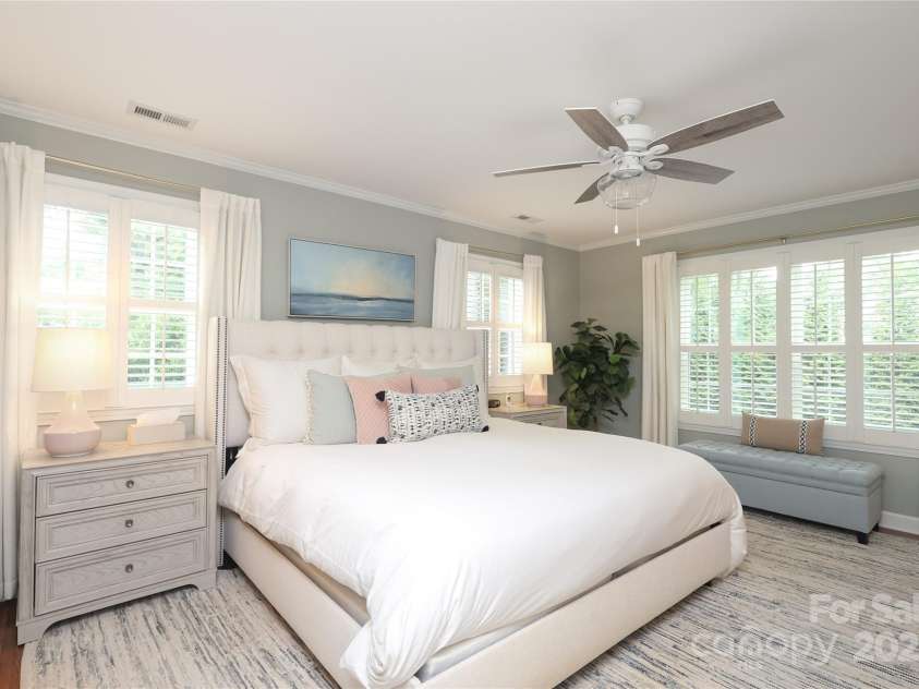 4126 Tyndale Avenue, Charlotte, NC 28210.  MLS# CAR4268563, YatesRealty ID 20792. Beautiful primary bedroom suite with large windows