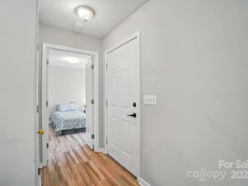 317 Cedarcroft Drive, Mooresville, NC 28115.  MLS# CAR4259649, YatesRealty ID 20793. 