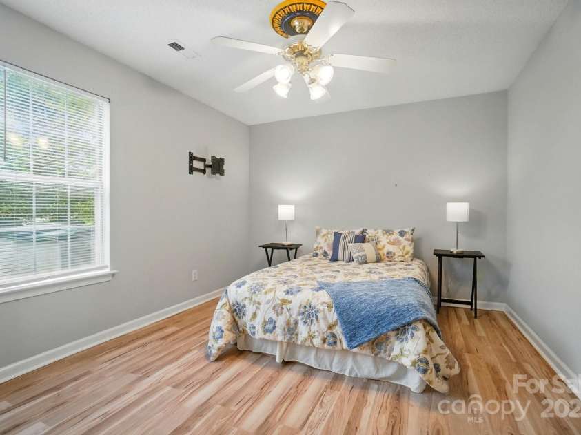 317 Cedarcroft Drive, Mooresville, NC 28115.  MLS# CAR4259649, YatesRealty ID 20793. 