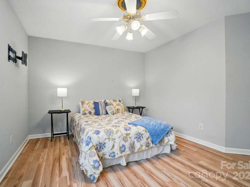 317 Cedarcroft Drive, Mooresville, NC 28115.  MLS# CAR4259649, YatesRealty ID 20793. 