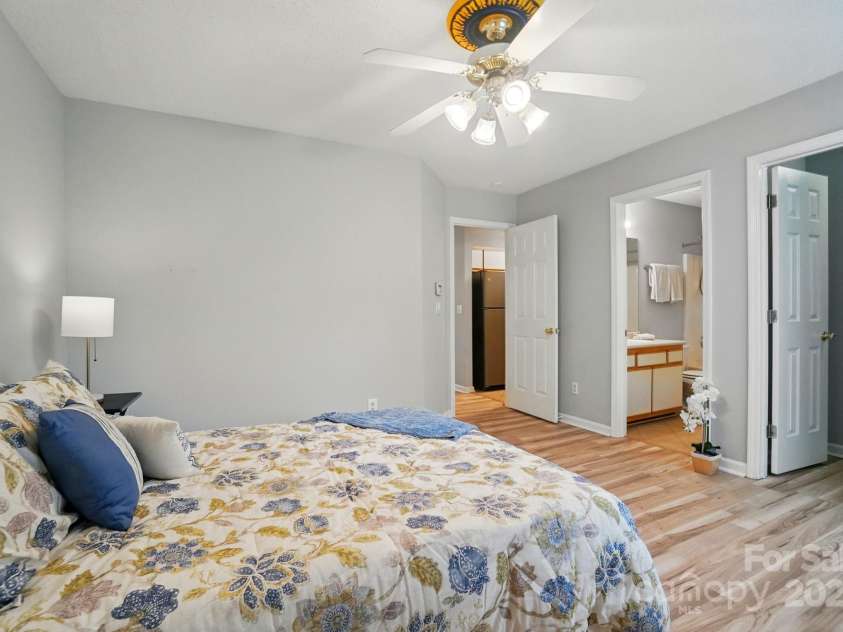 317 Cedarcroft Drive, Mooresville, NC 28115.  MLS# CAR4259649, YatesRealty ID 20793. 