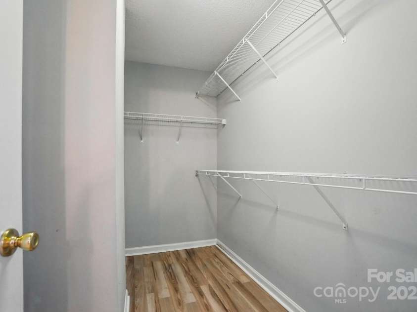 317 Cedarcroft Drive, Mooresville, NC 28115.  MLS# CAR4259649, YatesRealty ID 20793. 