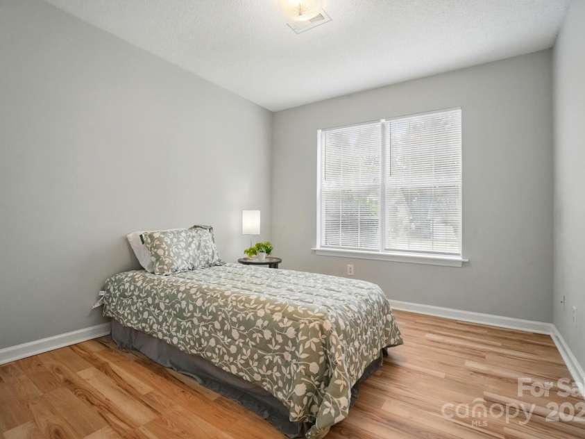 317 Cedarcroft Drive, Mooresville, NC 28115.  MLS# CAR4259649, YatesRealty ID 20793. 