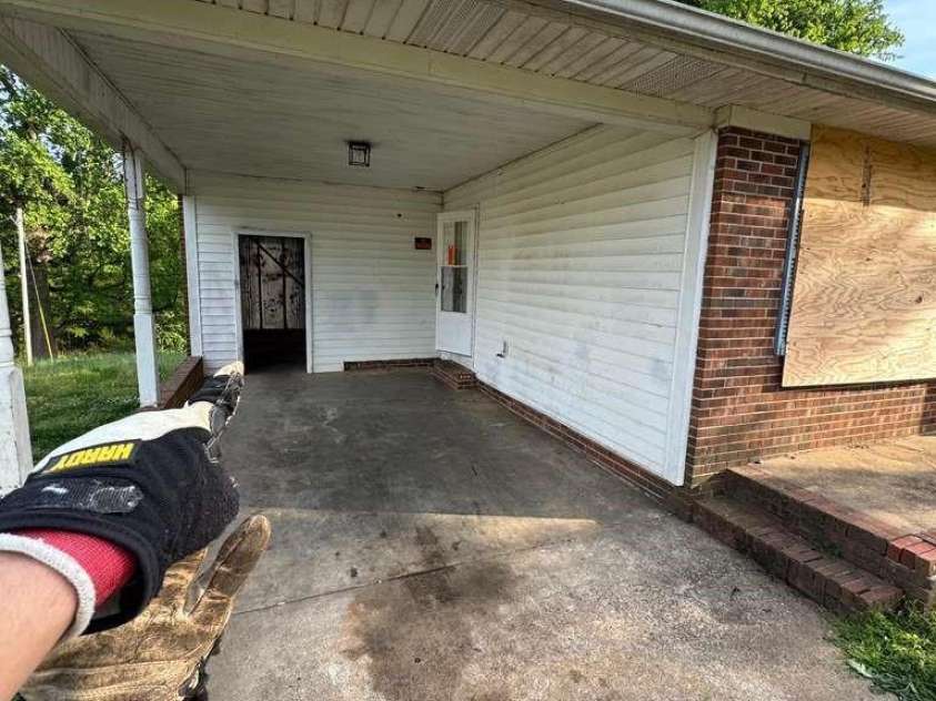 721 Lakehurst Street, Shelby, NC 28150.  MLS# CAR4372671, YatesRealty ID 20793. 