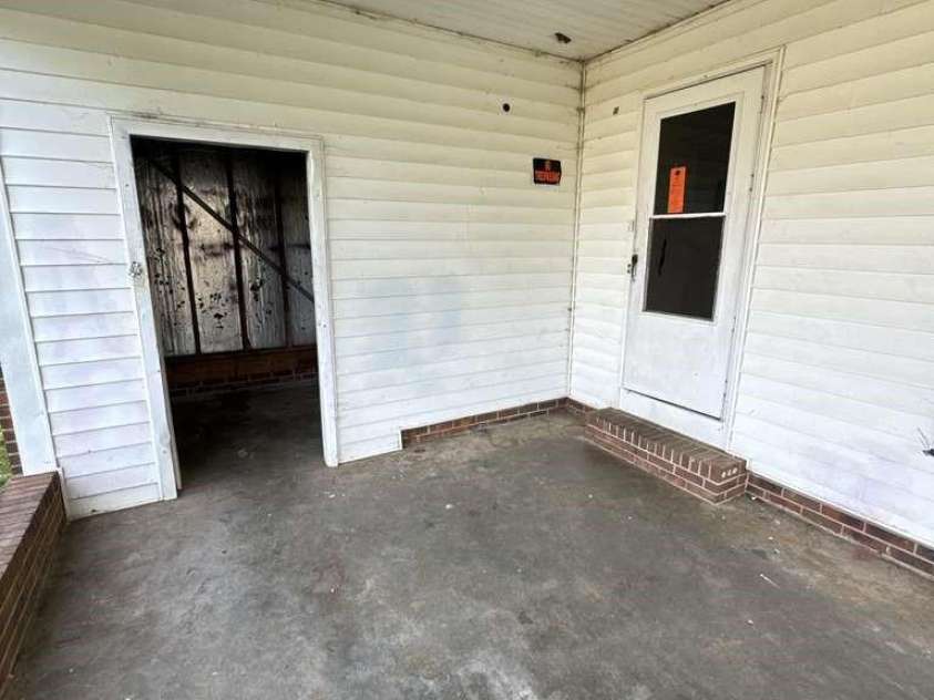 721 Lakehurst Street, Shelby, NC 28150.  MLS# CAR4372671, YatesRealty ID 20793. 