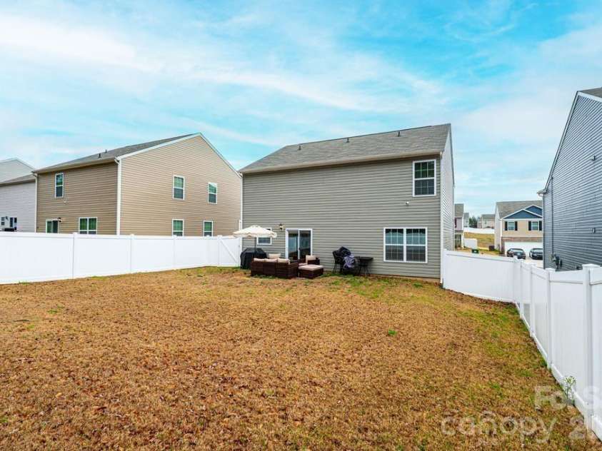 1808 Bright Hope Lane, Dallas, NC 28034.  MLS# CAR4356770, YatesRealty ID 20794. 