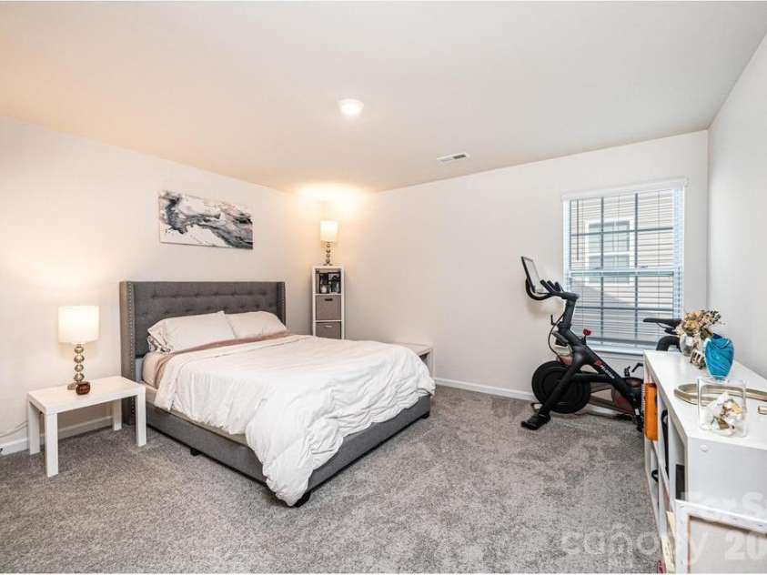 1808 Bright Hope Lane, Dallas, NC 28034.  MLS# CAR4356770, YatesRealty ID 20794. 
