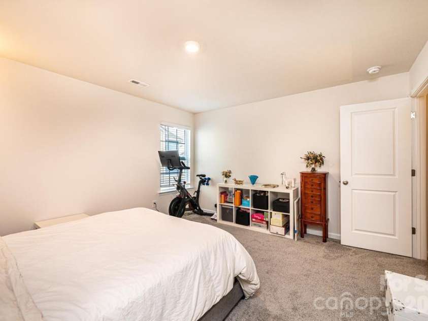 1808 Bright Hope Lane, Dallas, NC 28034.  MLS# CAR4356770, YatesRealty ID 20794. 