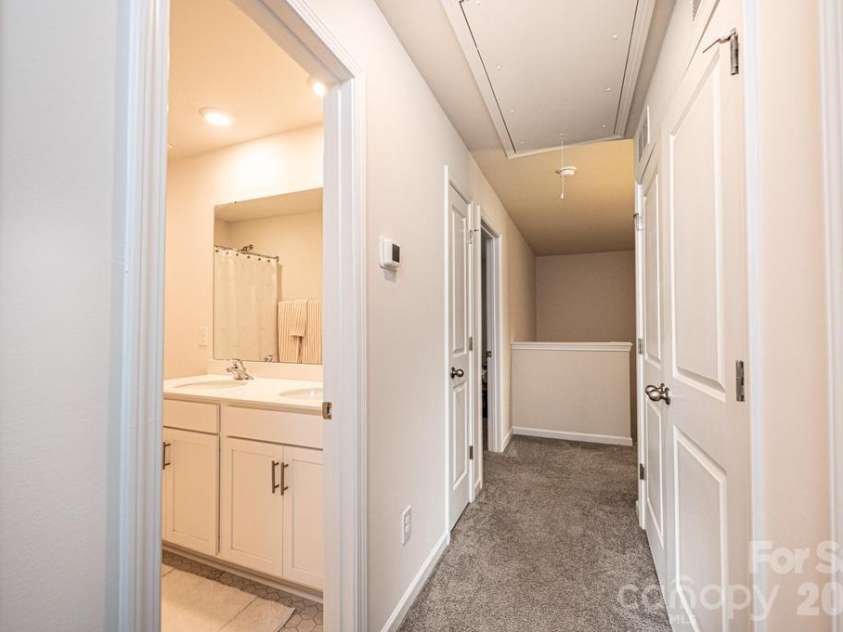 1808 Bright Hope Lane, Dallas, NC 28034.  MLS# CAR4356770, YatesRealty ID 20794. 