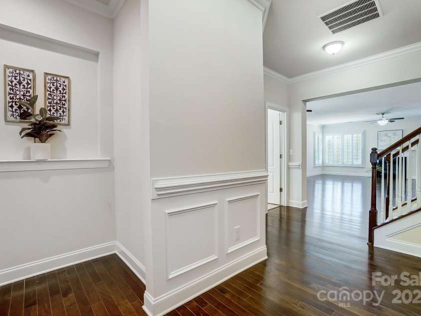 5021 Henshaw Road, Waxhaw, NC 28173.  MLS# CAR4192379, YatesRealty ID 20794. 