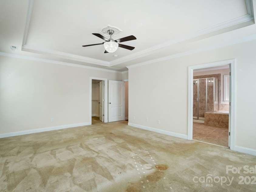 5021 Henshaw Road, Waxhaw, NC 28173.  MLS# CAR4192379, YatesRealty ID 20794. 