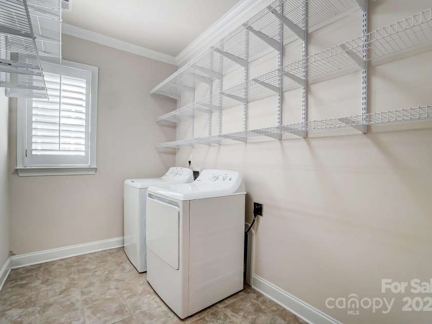 5021 Henshaw Road, Waxhaw, NC 28173.  MLS# CAR4192379, YatesRealty ID 20794. 