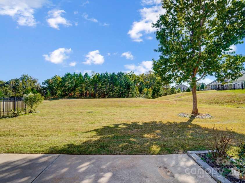 5021 Henshaw Road, Waxhaw, NC 28173.  MLS# CAR4192379, YatesRealty ID 20794. 