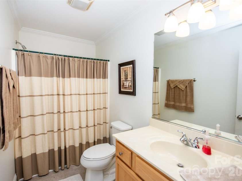 183 Devon Lane, Statesville, NC 28625.  MLS# CAR4377777, YatesRealty ID 20795. 