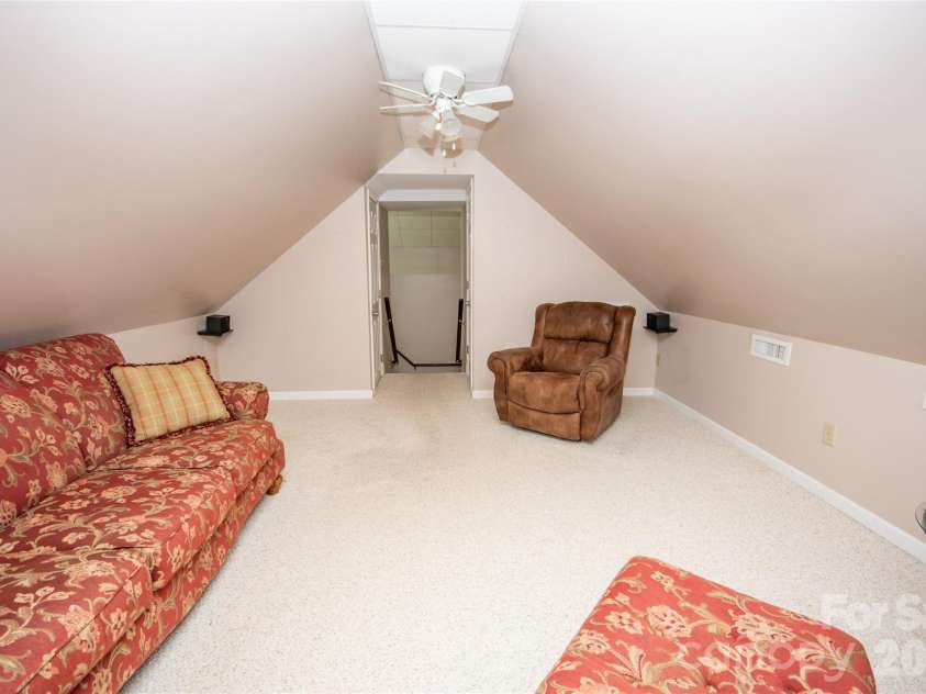 183 Devon Lane, Statesville, NC 28625.  MLS# CAR4377777, YatesRealty ID 20795. 