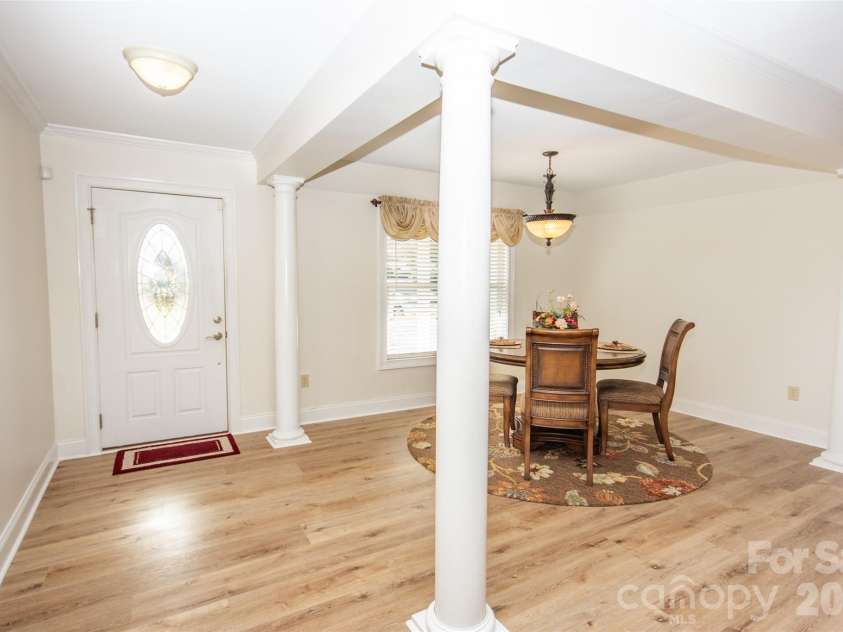 183 Devon Lane, Statesville, NC 28625.  MLS# CAR4377777, YatesRealty ID 20795. 