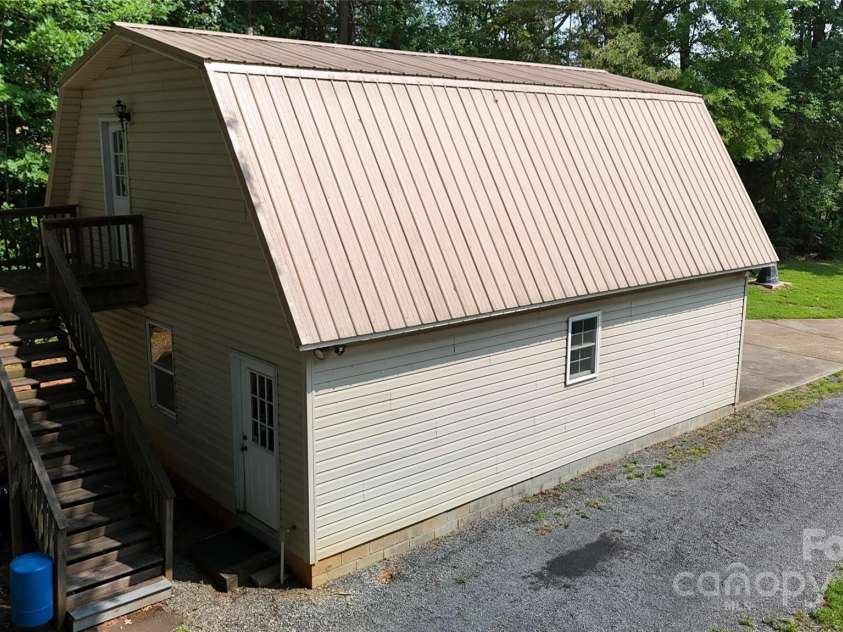 8112 Blackwood Road, Denver, NC 28037.  MLS# CAR4266721, YatesRealty ID 20795. 