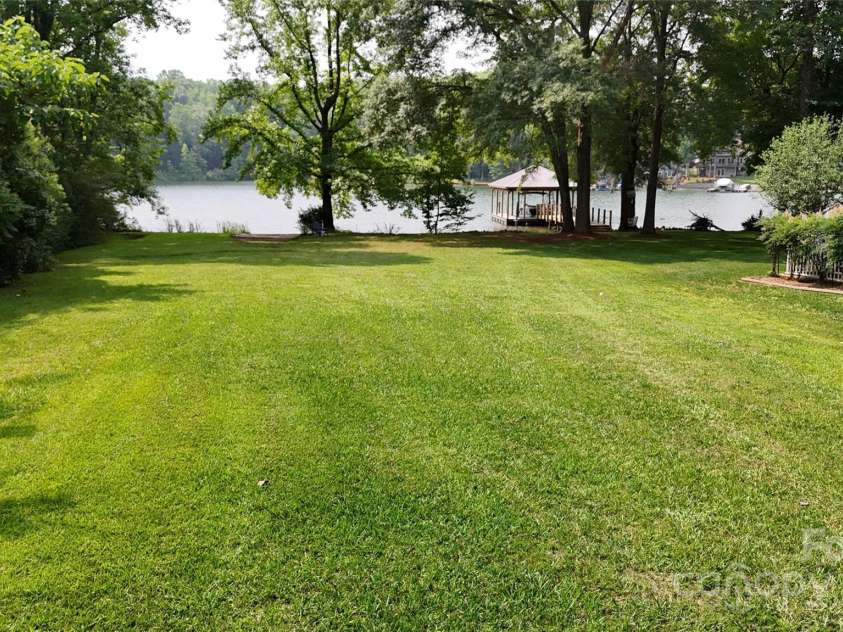 8112 Blackwood Road, Denver, NC 28037.  MLS# CAR4266721, YatesRealty ID 20795. Lake Access