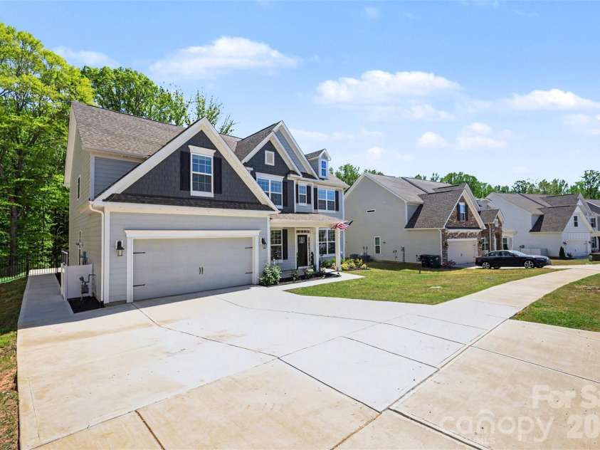 169 Asmodean Lane, Troutman, NC 28166.  MLS# CAR4369503, YatesRealty ID 20796. 