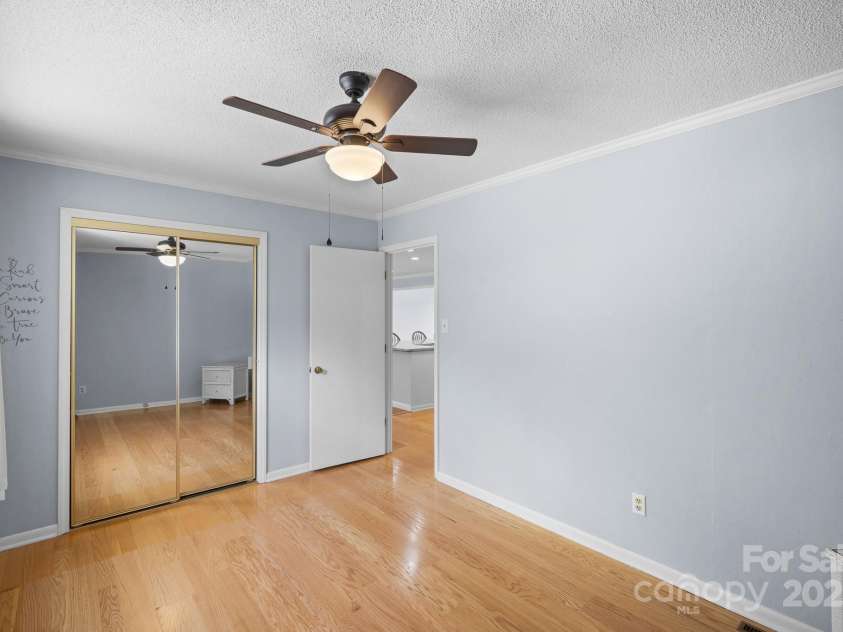173 Riverwood Road, Mooresville, NC 28117.  MLS# CAR4270885, YatesRealty ID 20796. 