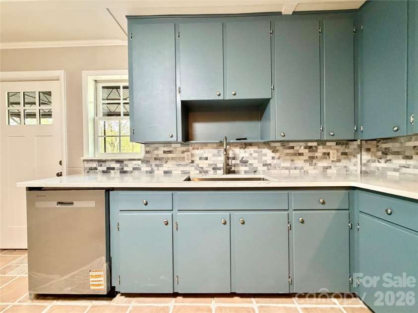 6530 Curlee Road, Conover, NC 28613.  MLS# CAR4365765, YatesRealty ID 20797. 