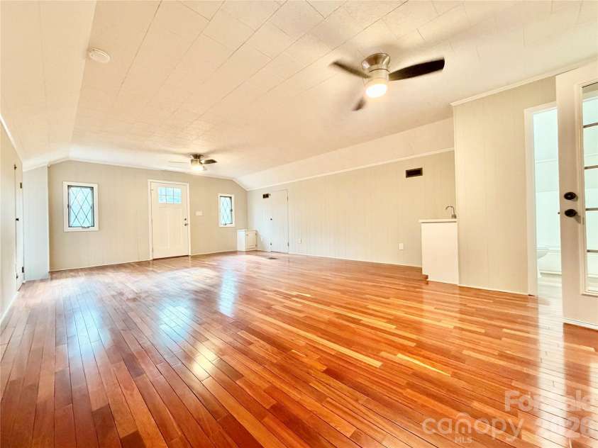 6530 Curlee Road, Conover, NC 28613.  MLS# CAR4365765, YatesRealty ID 20797. 
