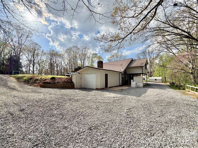6530 Curlee Road, Conover, NC 28613.  MLS# CAR4365765, YatesRealty ID 20797. 