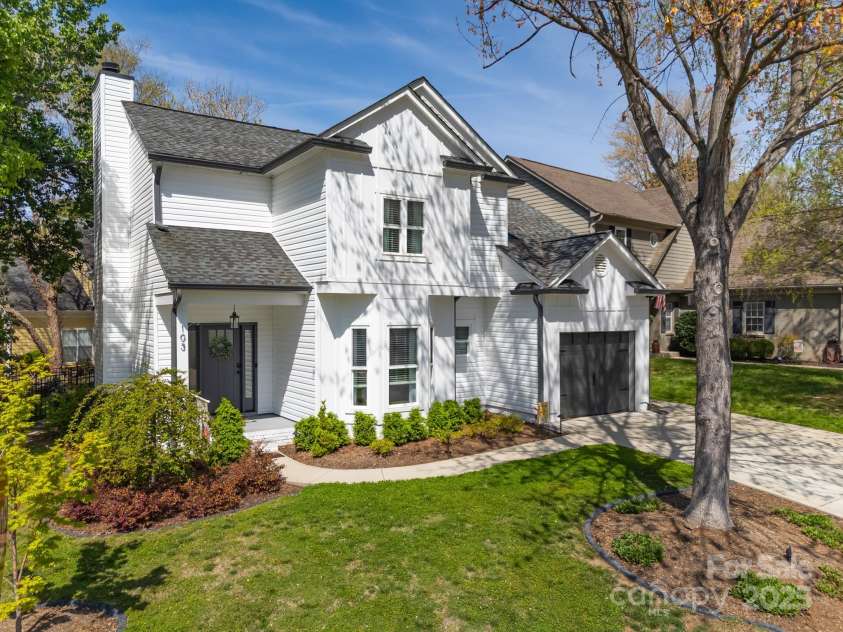 103 Claremont Way, Mooresville, NC 28117.  MLS# CAR4245647, YatesRealty ID 20798. Welcome to 103 Claremont Way