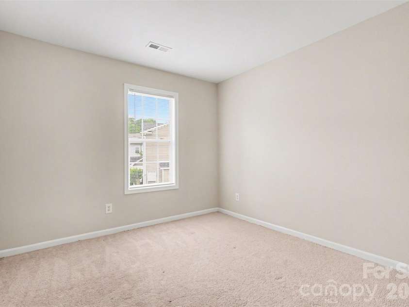 1185 Triece Lane, Charlotte, NC 28215.  MLS# CAR4375087, YatesRealty ID 20798. 