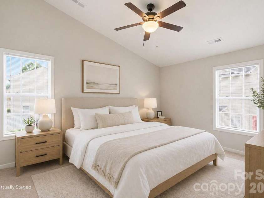 1185 Triece Lane, Charlotte, NC 28215.  MLS# CAR4375087, YatesRealty ID 20798. 