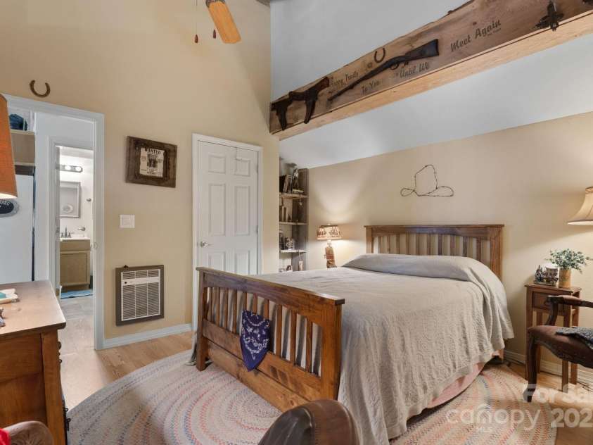 80 Laurel Canyon Road, Franklin, NC 28734.  MLS# CAR4270579, YatesRealty ID 20799. Private Guest Room on the Main Level