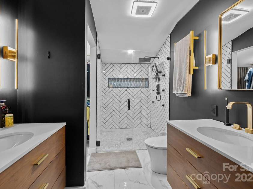 222 Riverview Terrace, Clover, SC 29710.  MLS# CAR4255805, YatesRealty ID 208. 