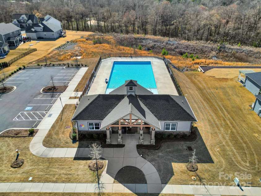 4707 Kingswood Drive, Fort Mill, SC 29707.  MLS# CAR4226324, YatesRealty ID 2080. 