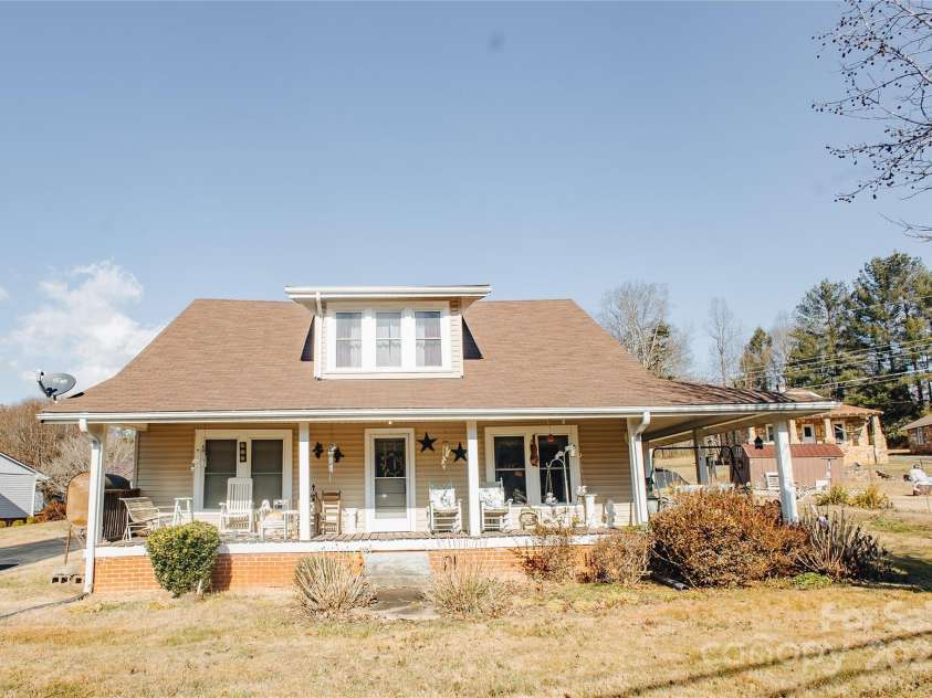 63 Clear Creek Road, Marion, NC 28752.  MLS# CAR4333623, YatesRealty ID 2080. 