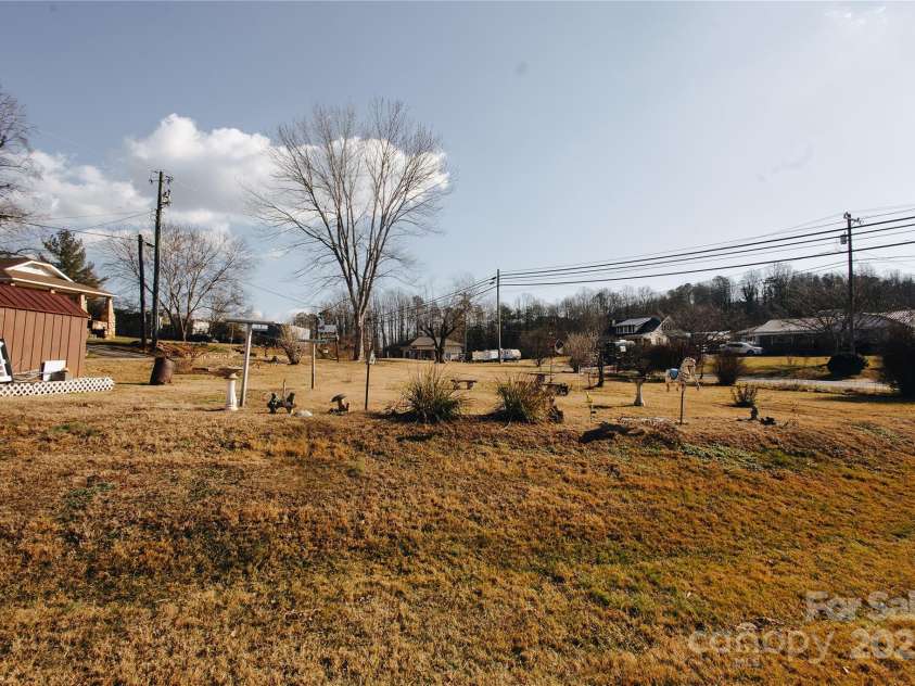 63 Clear Creek Road, Marion, NC 28752.  MLS# CAR4333623, YatesRealty ID 2080. 