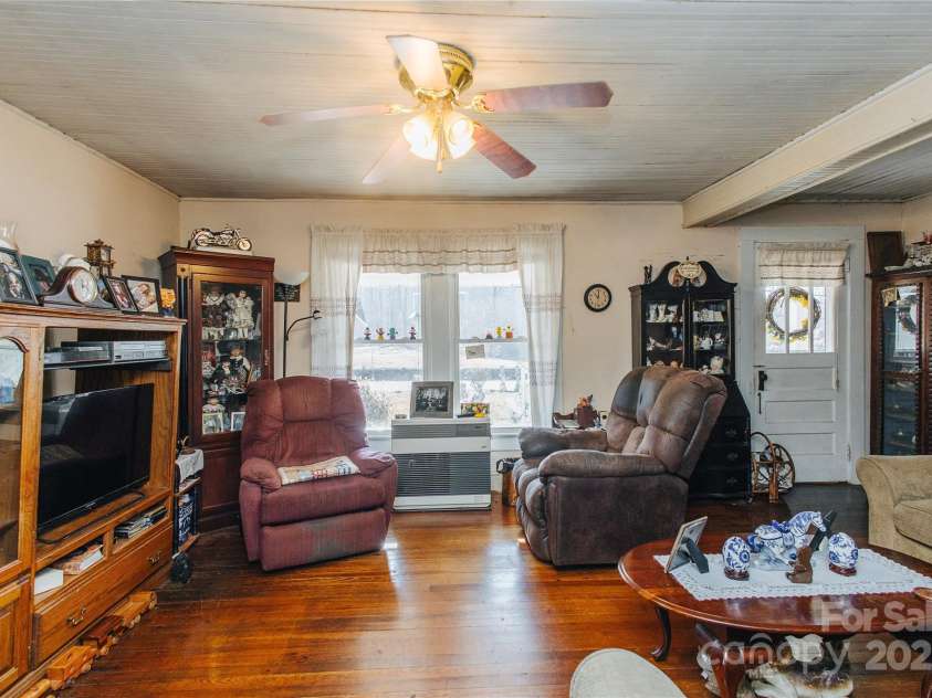 63 Clear Creek Road, Marion, NC 28752.  MLS# CAR4333623, YatesRealty ID 2080. 