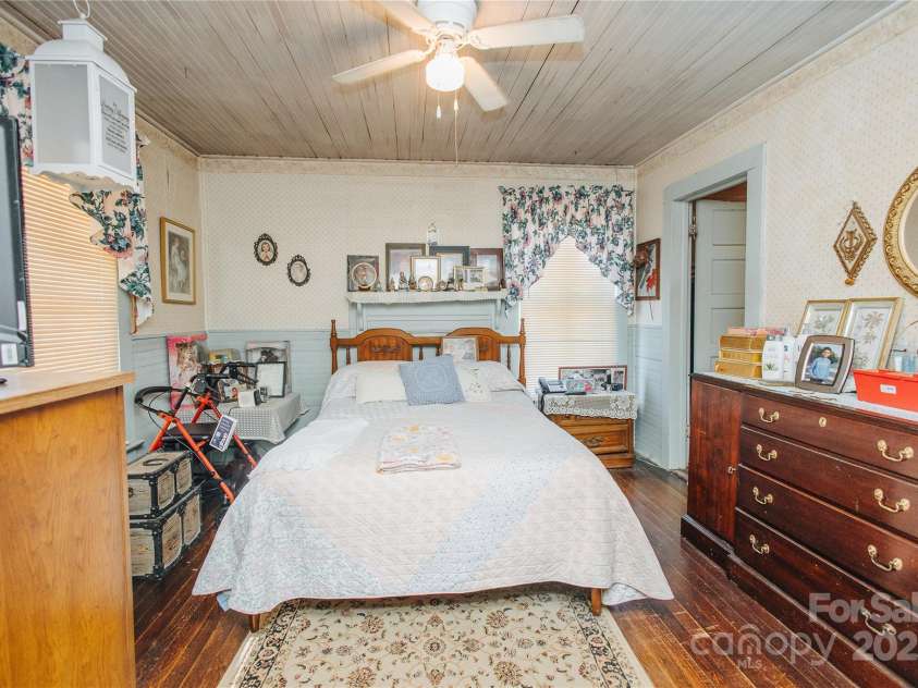 63 Clear Creek Road, Marion, NC 28752.  MLS# CAR4333623, YatesRealty ID 2080. 