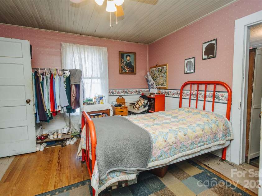 63 Clear Creek Road, Marion, NC 28752.  MLS# CAR4333623, YatesRealty ID 2080. 